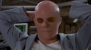 Hollow Man : pourquoi le film avec Josh Brolin est-il un échec ? Explications de Verhoeven